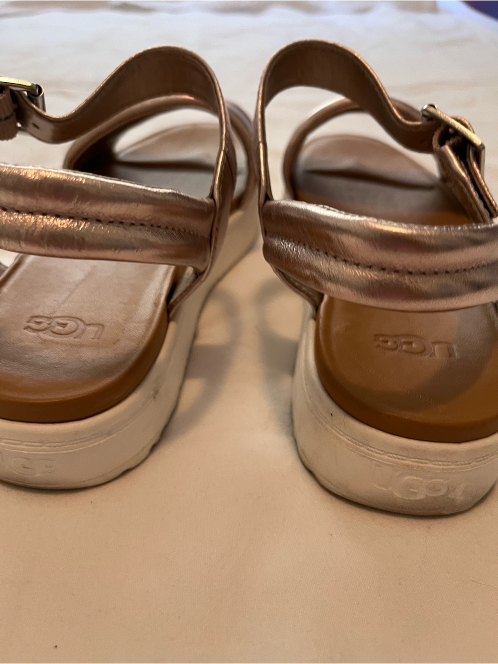 UGG Zayne Metallic Rose Gold Leather Ankle Strap Platform Sandals 7.5 - Picture 5 of 9